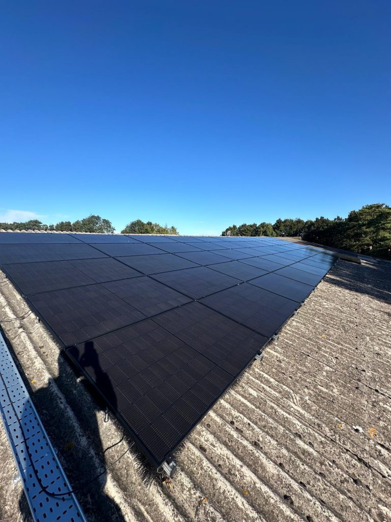 WhatsApp Image 2025-05-20 at 11.09.33_3a4ee046 Solar Panels on Commercial Roof